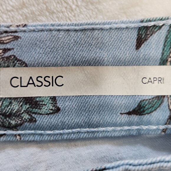 Code Blue Classic Capri - Picture 4 of 5